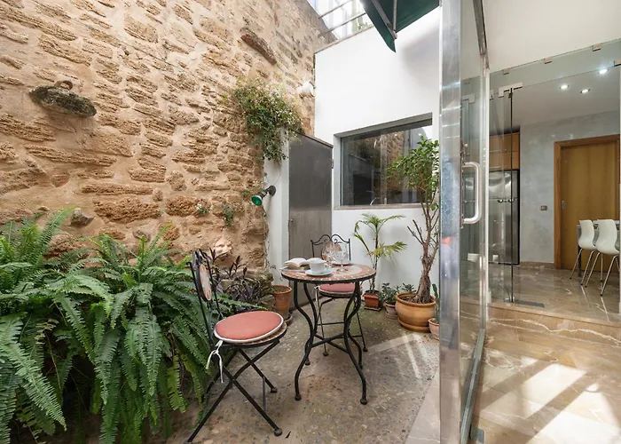 Ca Se Predine En El Casco Historico Da Alcudia